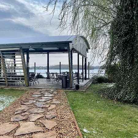 Diva Kacica Restaurant & Pansion