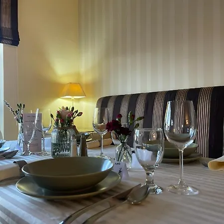 Pensjonat Diva Kacica Restaurant & Pansion Komárno