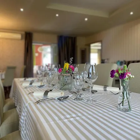 Gasthuis Diva Kacica Restaurant & Pansion 3*