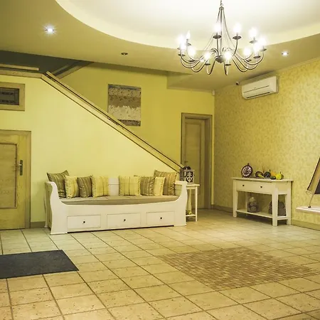 Diva Kacica Restaurant & Pansion 3* Komarno