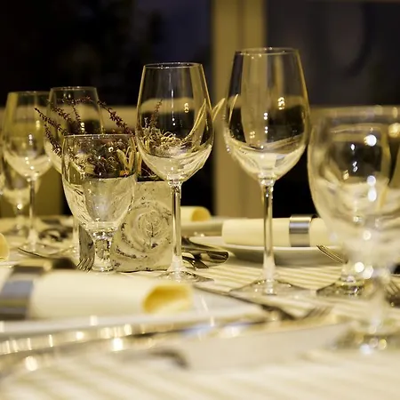 Divá Kačica Restaurant&pansion Casa de hóspedes