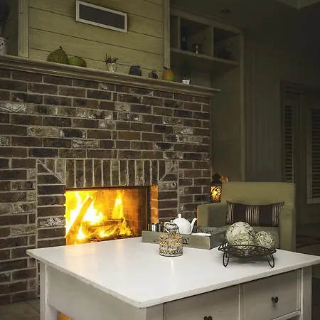 בית הארחה Diva Kacica Restaurant & Pansion 3*