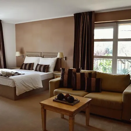 Diva Kacica Restaurant & Pansion 3*